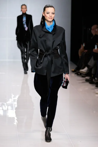 Look 35